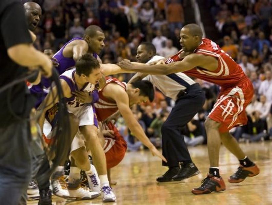 Everybody Was Shaq Fu Fighting ...
