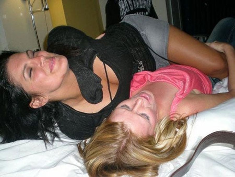 Afternoon Blogdome: Gina Carano Likes The Ladies (When She&#39;s Not Beating Them Up)