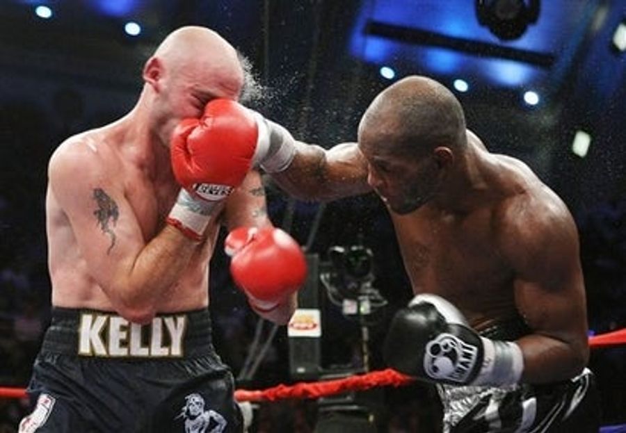 Ageless Wonder Hopkins Executes Pavlik (Metaphorically) in Big Upset