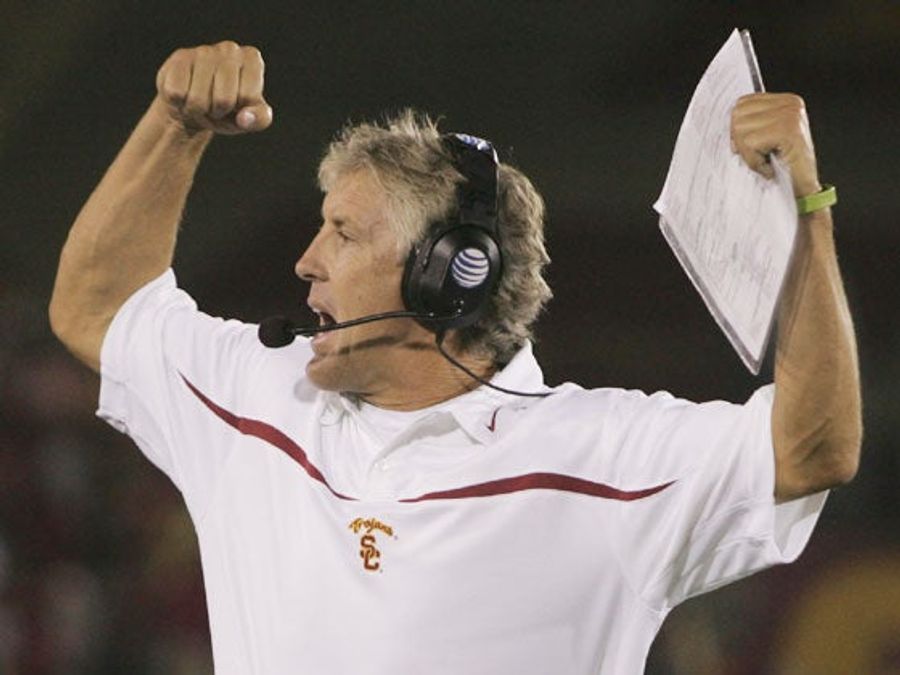 USC Receiver's Dad to Pete Carroll: "Treat My Boy!"; Grandma: "You're Drama!"