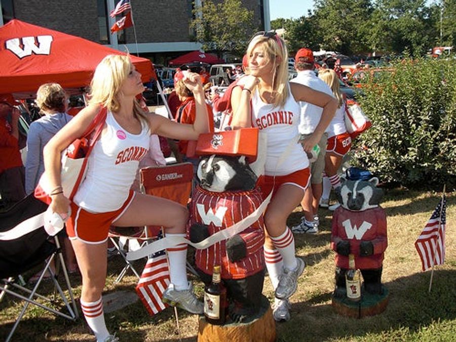 College Football Brings The Heat Tonight
