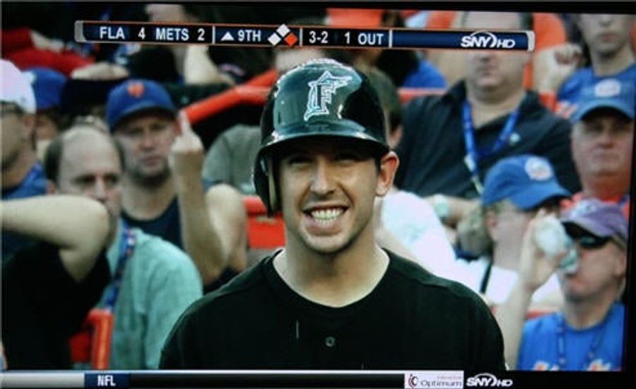 Mets Fans Go Out With Quiet Grace And Dignity