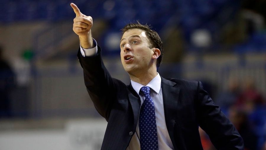 Here's Richard Pitino's Minnesota Contract, Complete With A Limit On Private Jet Rides