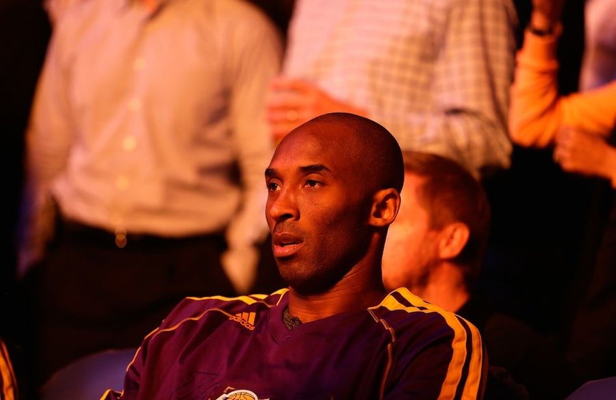Kobe Bryant Is Live-Tweeting The Lakers Game