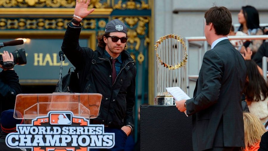 Barry Zito Has Found Christianity And Guns