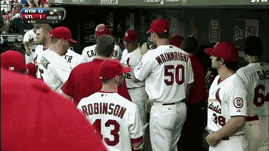 Shane Robinson Had To Wipe His Hand, So He Used Pete Kozma&#39;s Jersey