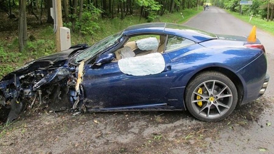Jakub Voracek Smashed Up His Ferrari