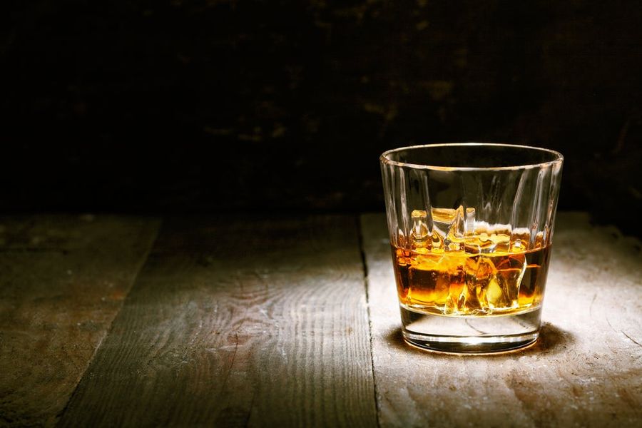13 N.J. T.G.I. Fridays, Among Others, Busted For Selling Phony Booze