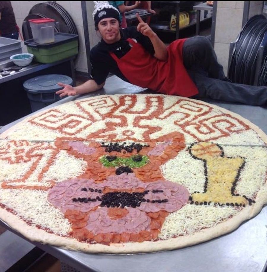 This Is What An Enormous Spurs Pizza Looks Like