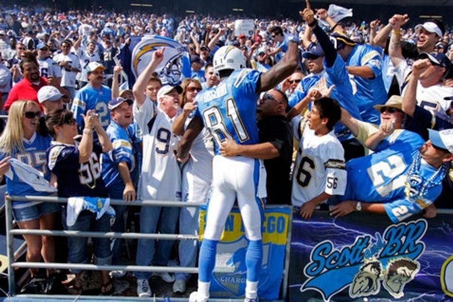 Chargers vs. Titans, This Time It&#39;s For Real