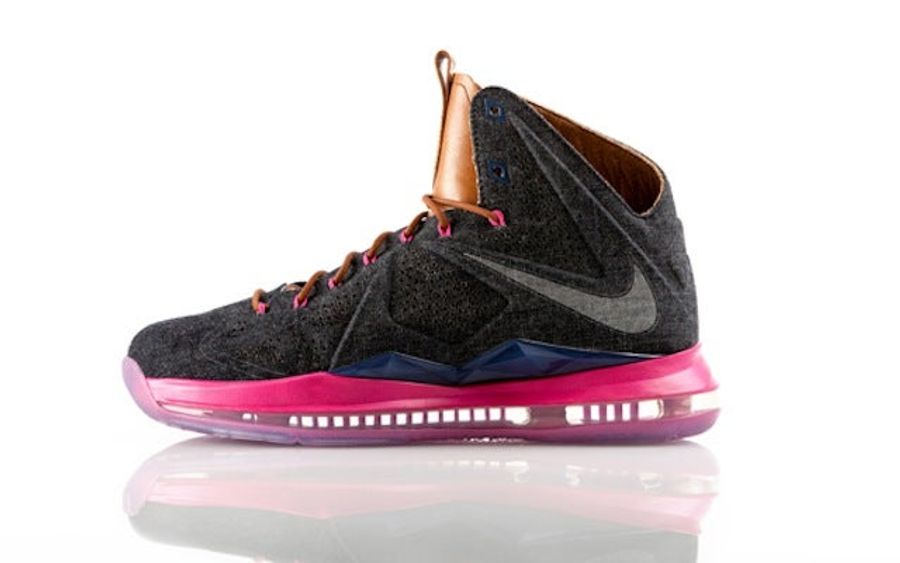 Man Fatally Shot Trying To Rob People Waiting For New LeBron Sneakers