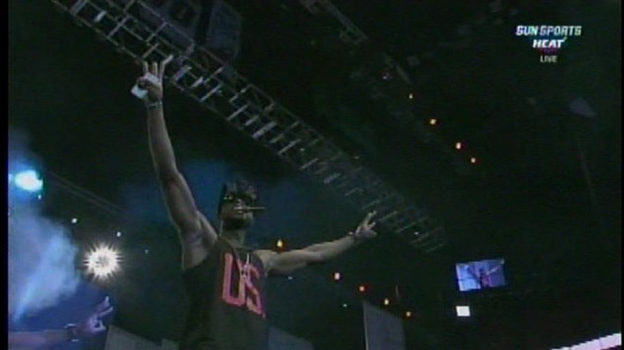 Heat Celebrate Title With Pat Riley Dancing, Dwyane Wade's Deodorant