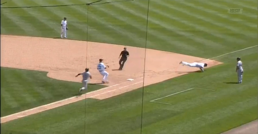 Victor Martinez Makes No-Look, Backwards Flip To Record Out At First