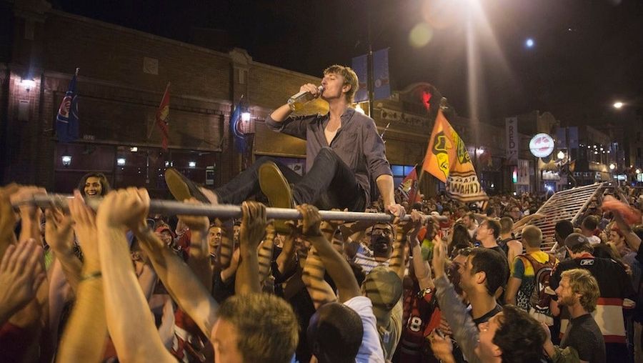 PHOTOS: Chicago's Stanley Cup Celebrations Got Slightly Out Of Hand