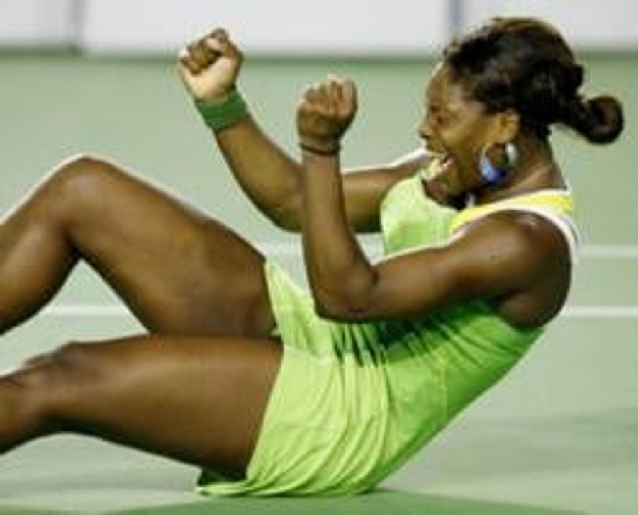 Serena Rampages Through Australia