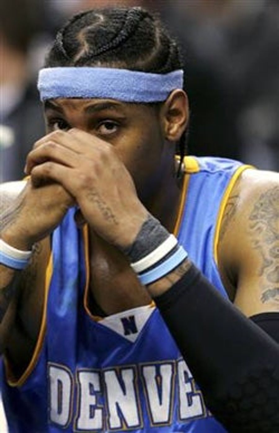 NBA Roundup: Carmelo Anthony&#39;s One-Day Vacation