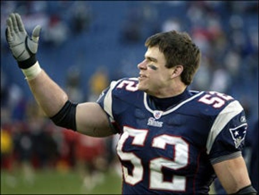 Ted Johnson Would Like You To Remind Him Where He Put His Keys ... And His Pants