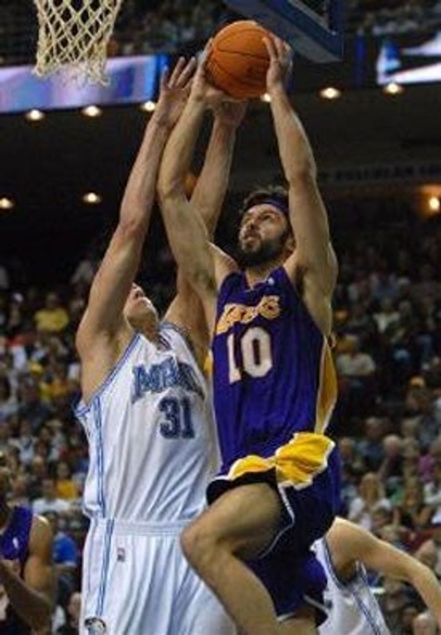 NBA Roundup: Cowabunga, Dude!