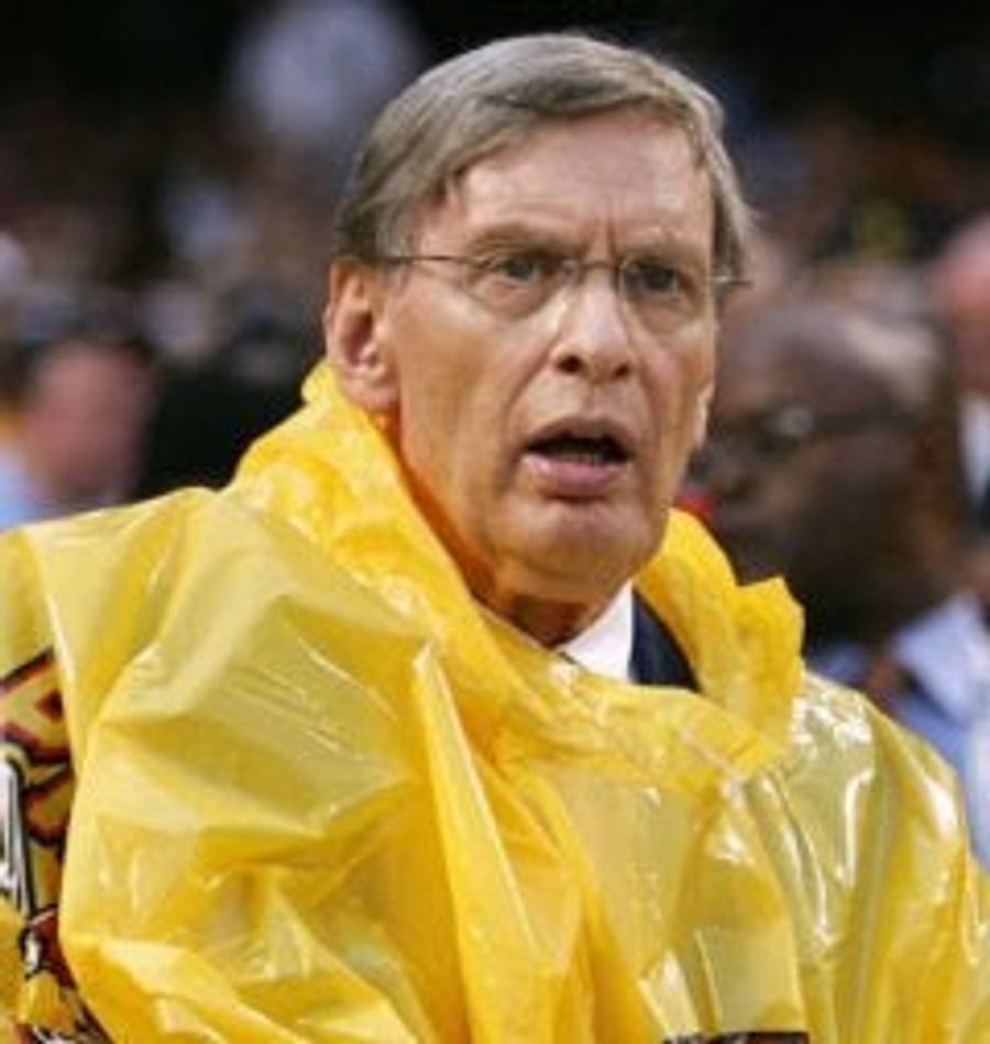 Bud Selig Is Trying Very Hard To Tolerate Your Bitching