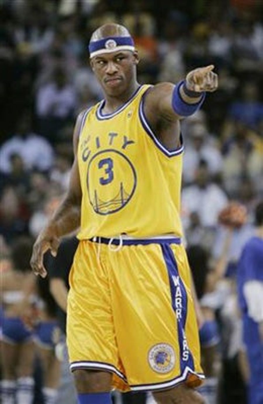 NBA Roundup: Warriors, Come Out To Plaaaay ...