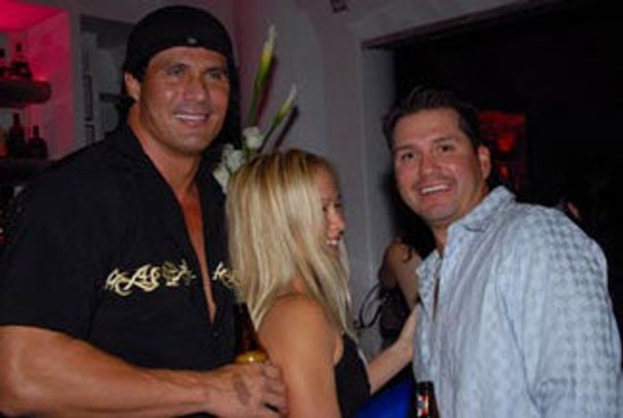 Jose Canseco Just Can't Catch A Break In This Business