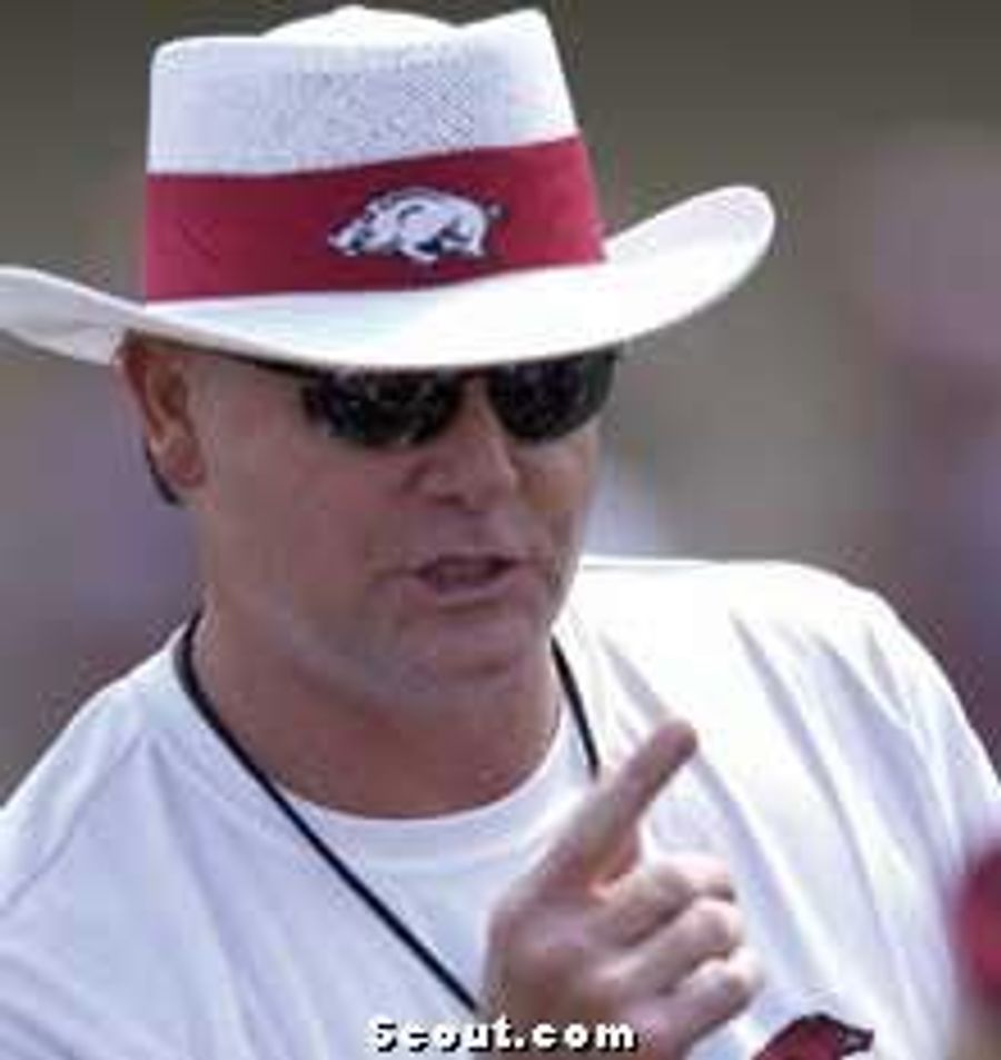 Ever Wonder Who Houston Nutt Talks To? Today&#39;s Your Lucky Day!