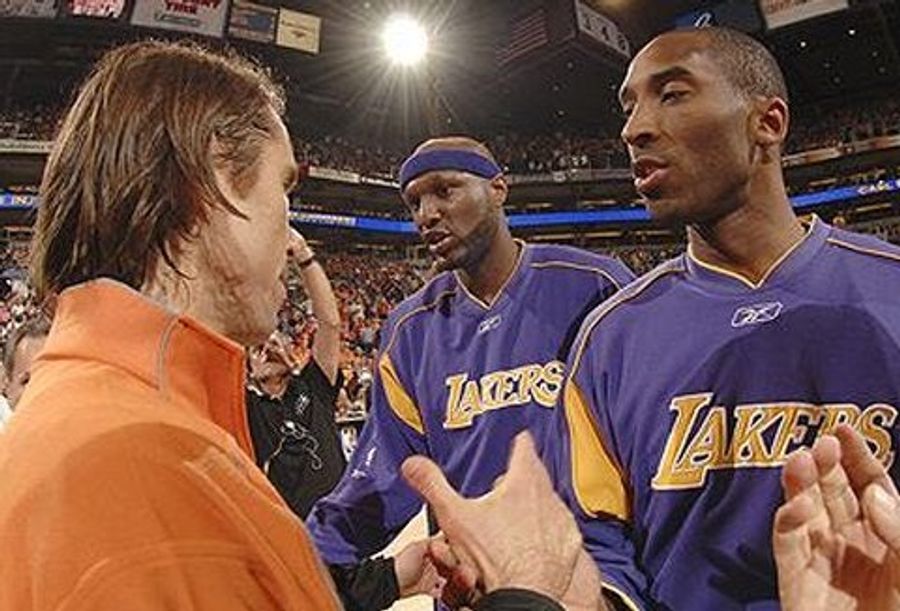 Open Thread: Suns Vs. Lakers