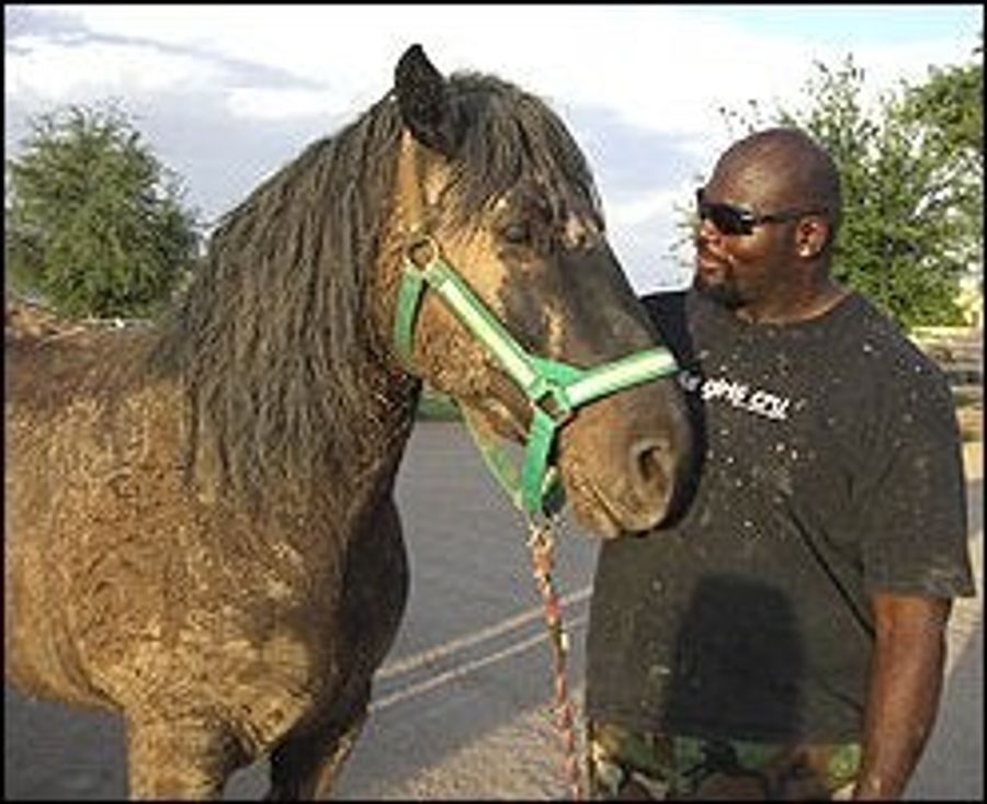 Leonard Davis Gives A Damn About Your Horse