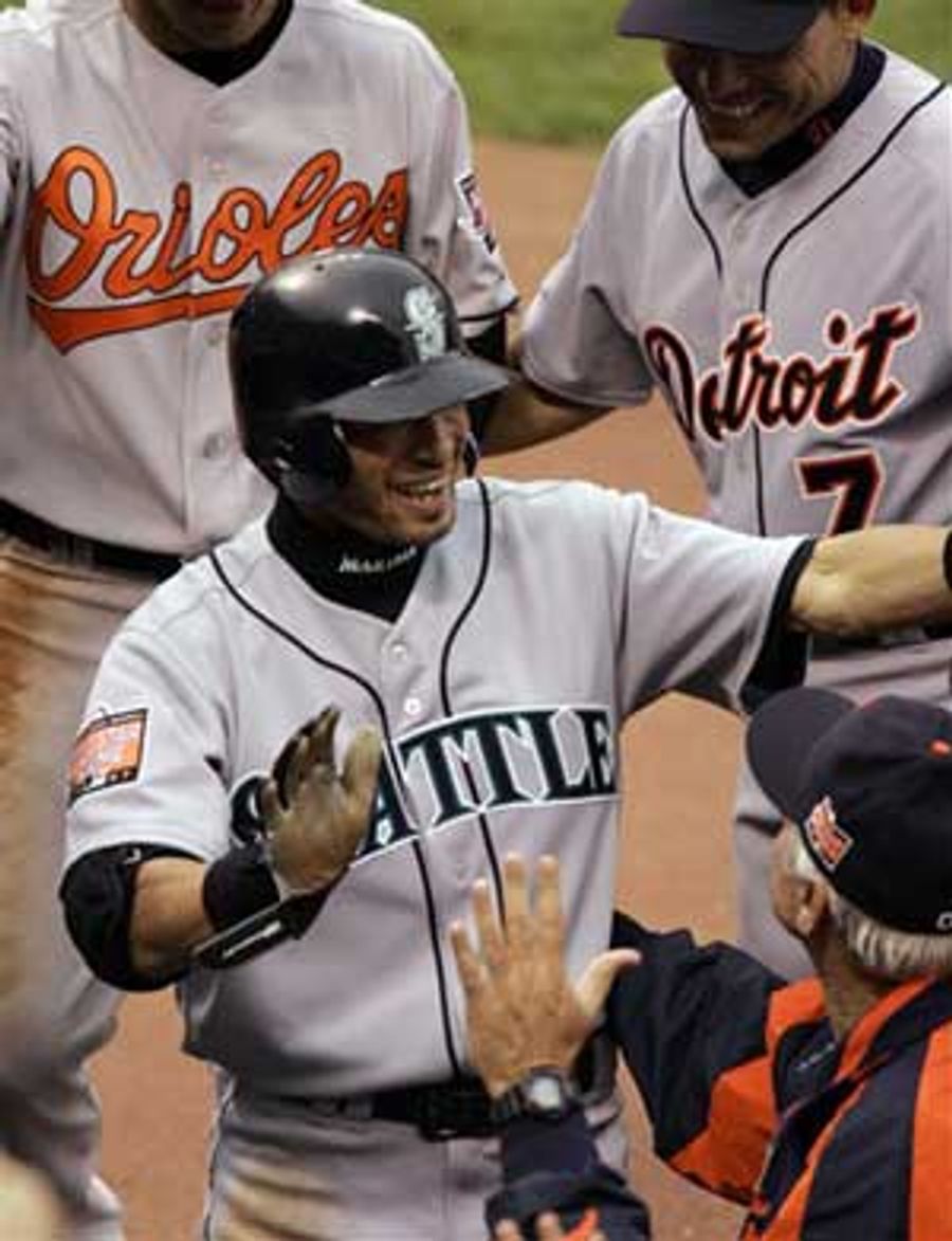 In Case You Forgot Who Was Managing The NL ...
