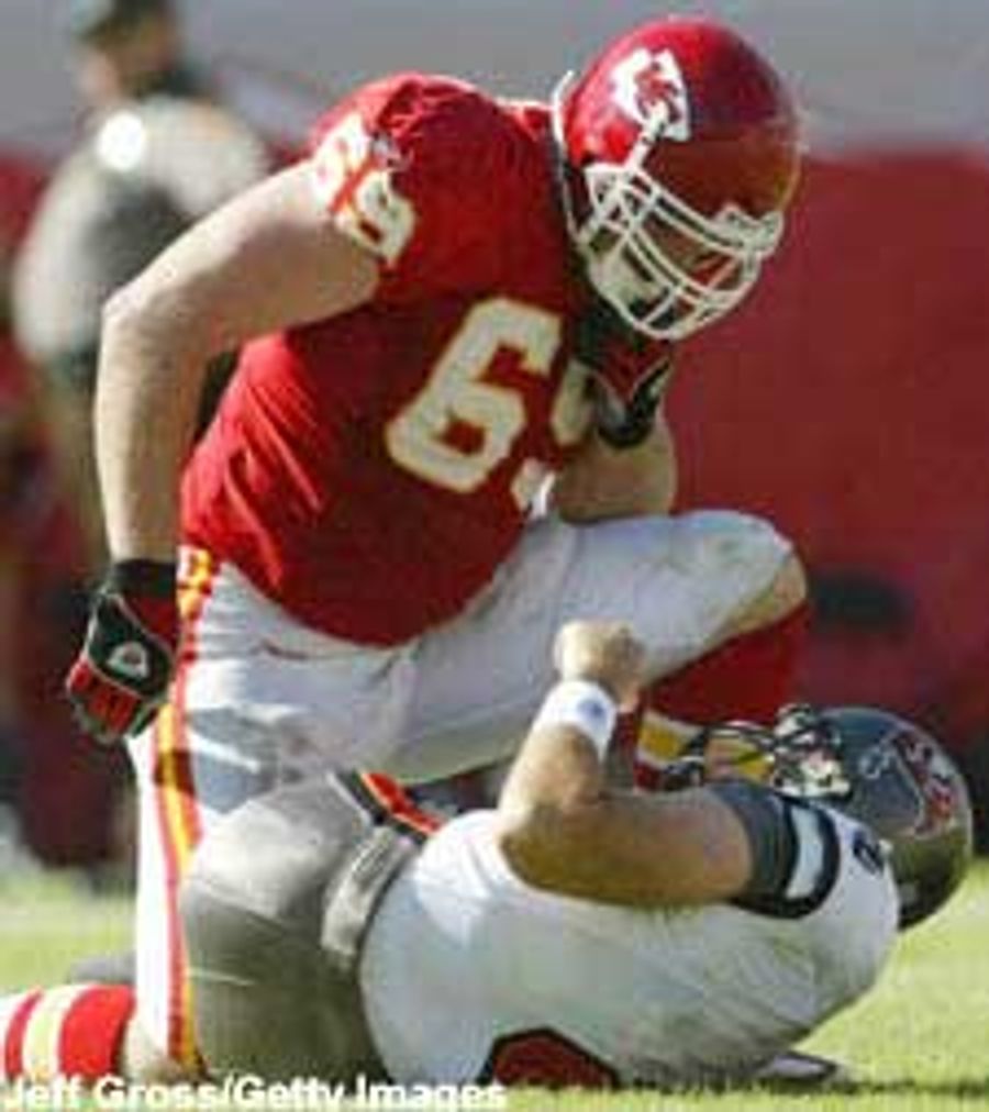Jared Allen Knows Why He&#39;s Famous
