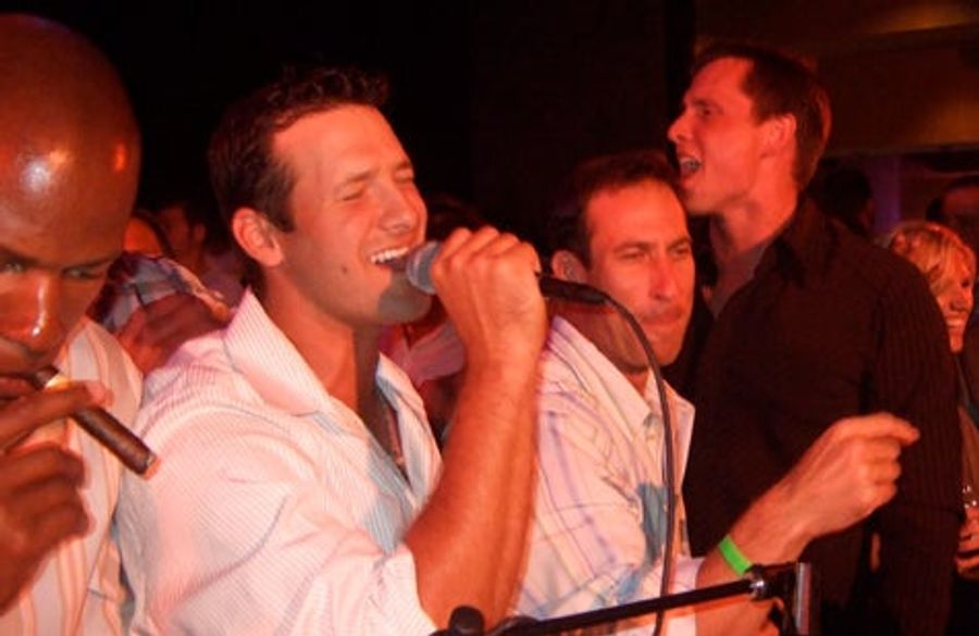Tony Romo's Heart Will Go On