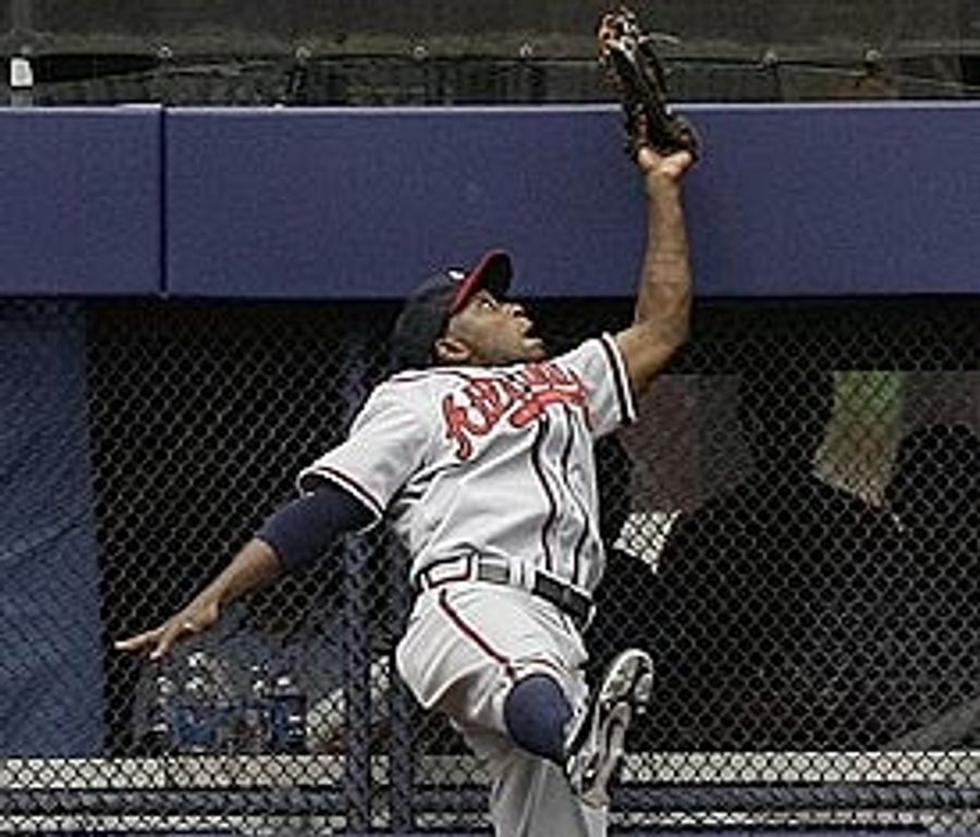 Drama At Shea Extends Over The Fence And Into The Clubhouse