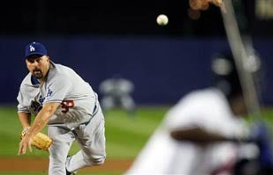 Wells Lumbers To Victory In Dodgers Debut