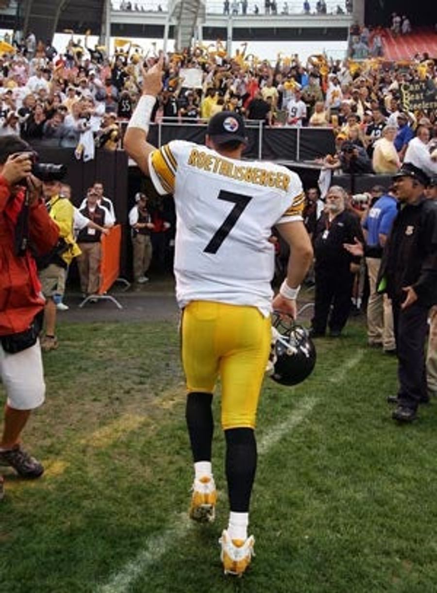 NFL Week One Roundup Of Random Notes And Bullet Points, As Is The Style