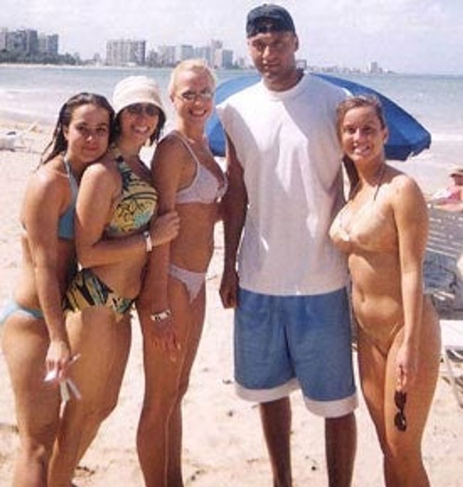 Derek Jeter Takes Care Of His Ladies
