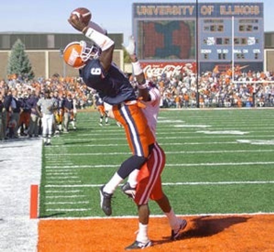Brandon Lloyd Thinks Troy Aikman Listens To Coldplay