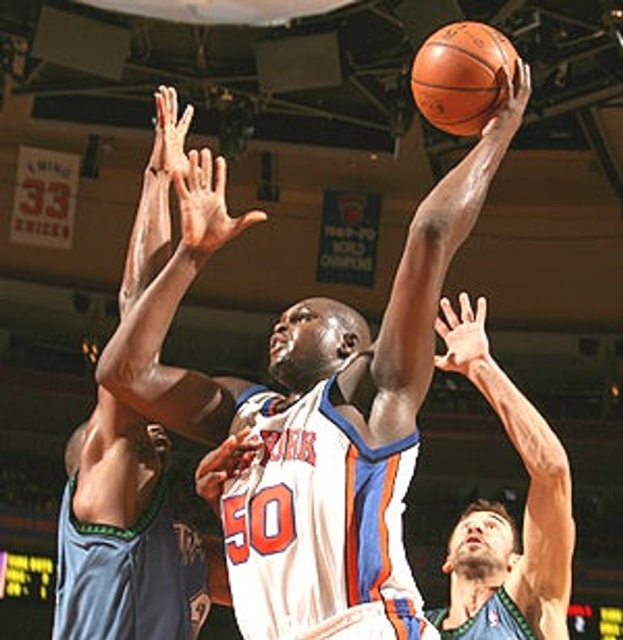 Isiah, Knicks Manage To Stay Out Of Trouble For A Day