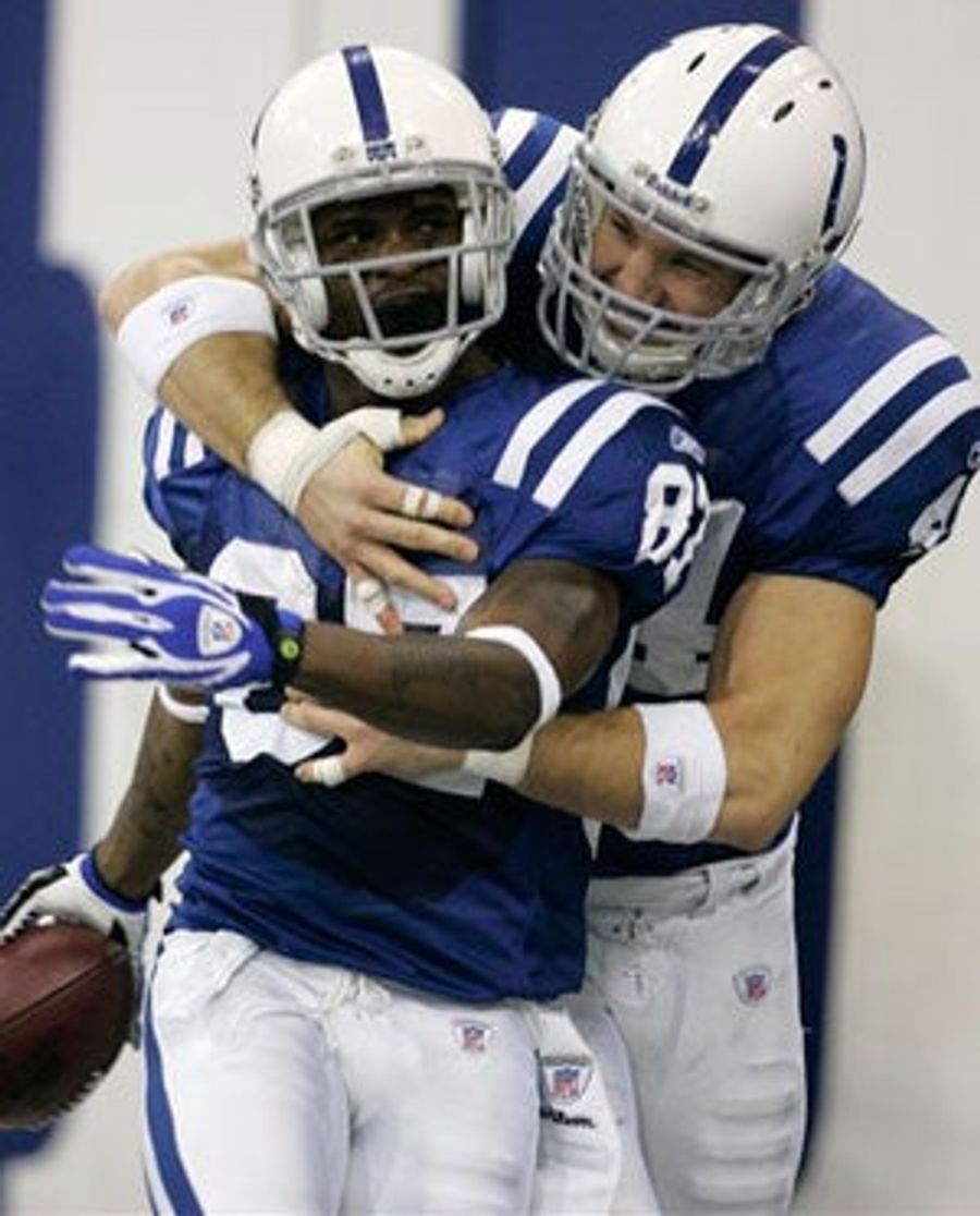 Peyton&#39;s Good, But He&#39;ll Never Be A QB Like His Brother
