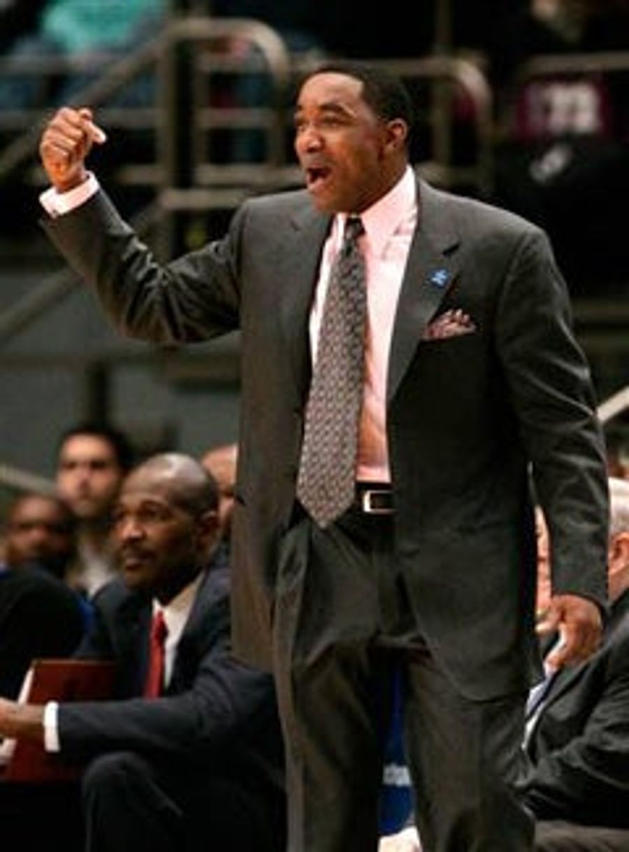 Knicks Take Brief 2nd Quarter Lead, Lose