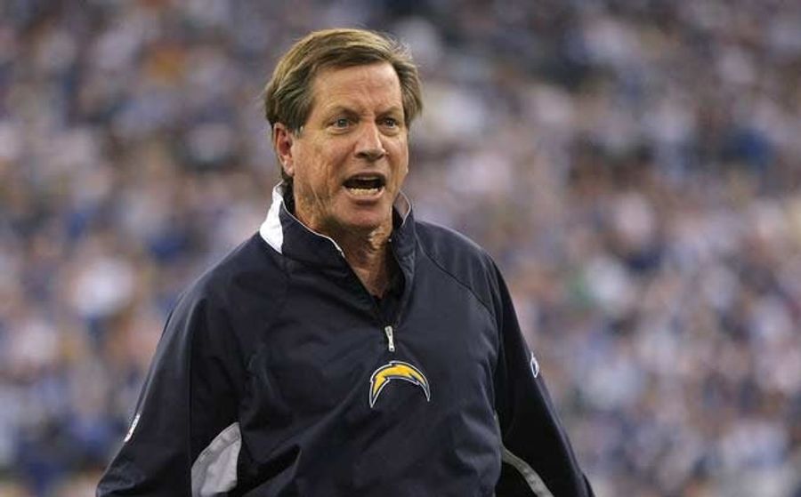 Norv Turner Can Coach 'Em Up