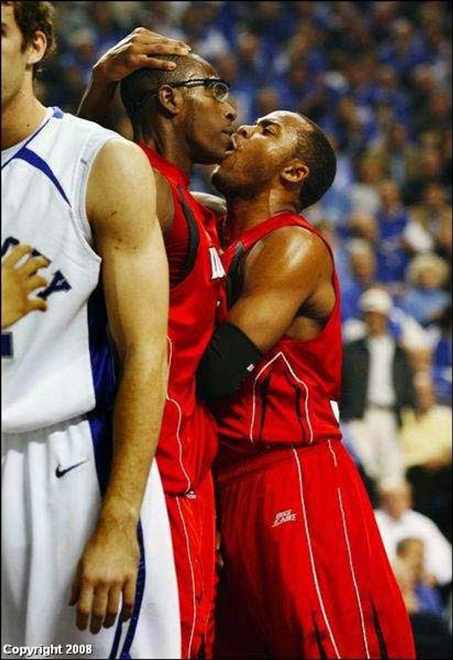 Note To Self: Don&#39;t Kiss Any Dudes In Louisville
