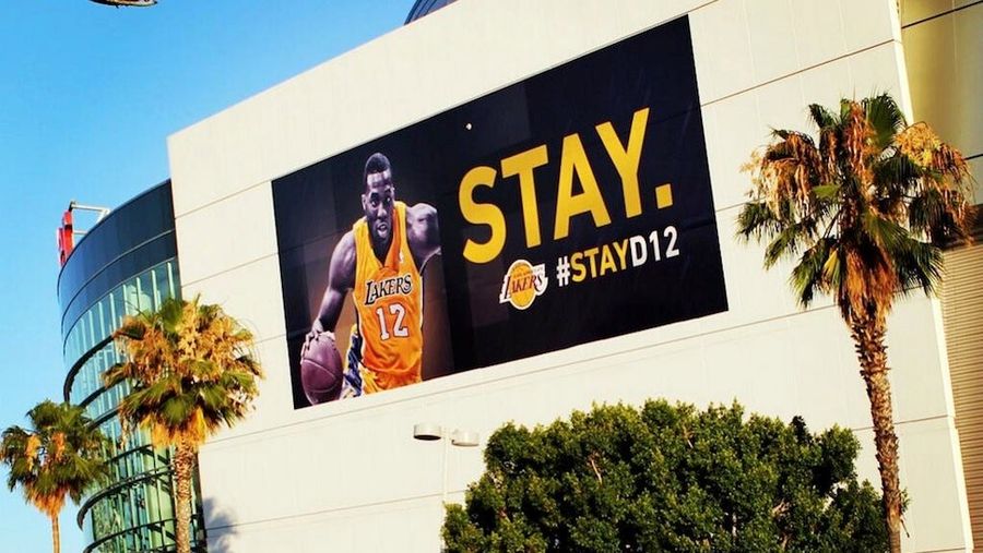 The Lakers Are Really Going All Out To Keep Dwight Howard