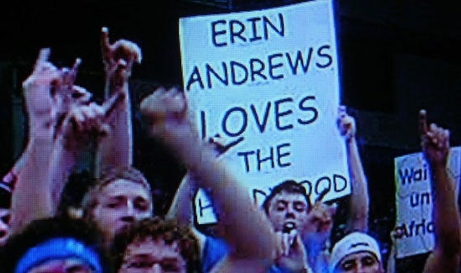 Kansas Fans Know What Erin Andrews Likes
