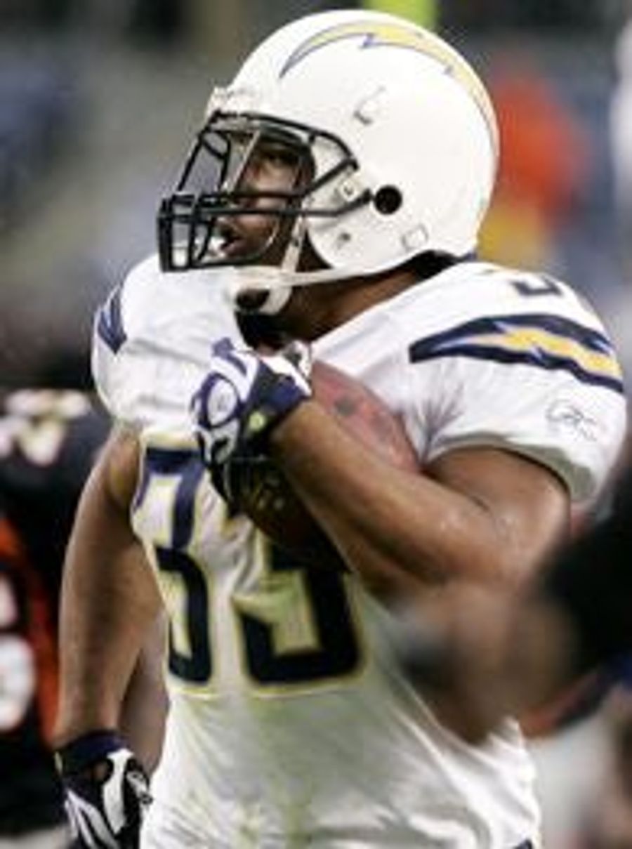Michael Turner Is Free To Be Mediocre