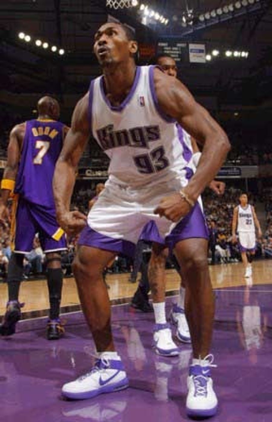 Ron Artest Says &quot;Raaargh,&quot; But Lakers Win Anyway
