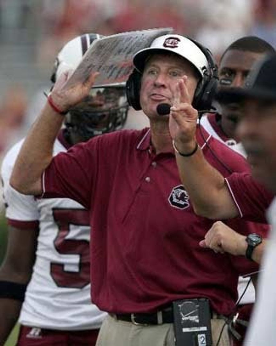 Steve Spurrier Enjoys Oats, Hay, Mounting Mares