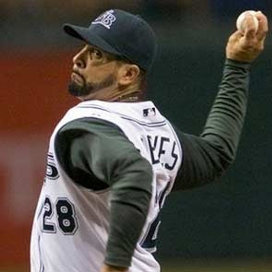 Al Reyes Had An Active 38th Birthday