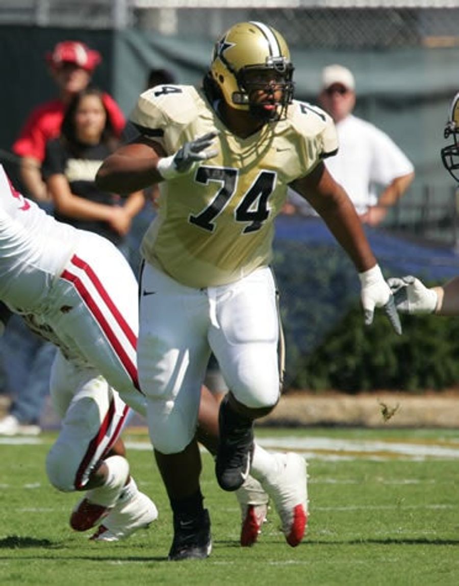 1st Round, Fourteenth Overall: Bears Select Chris Williams
