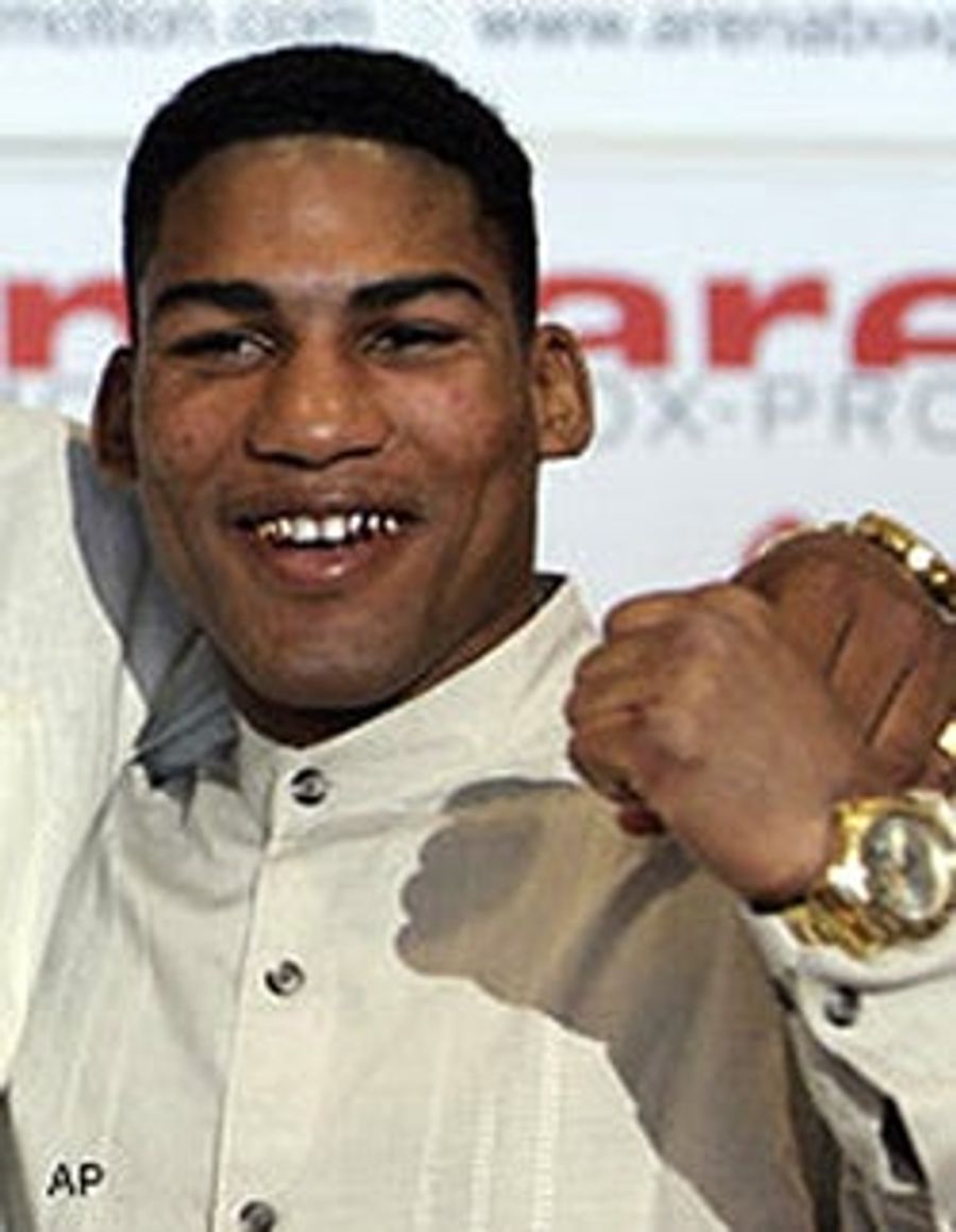 Introducing Yuriorkis Gamboa