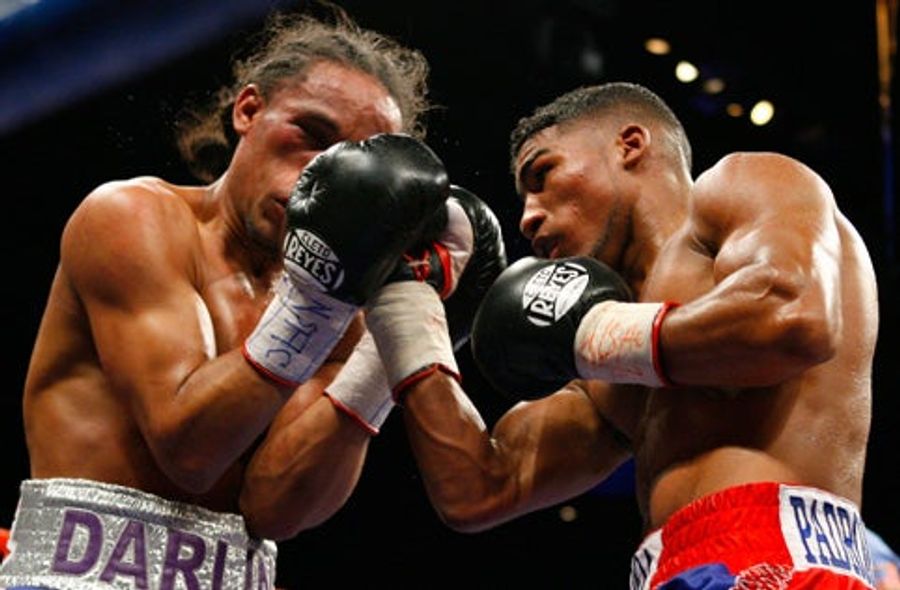 'Boxing After Dark' Delivers